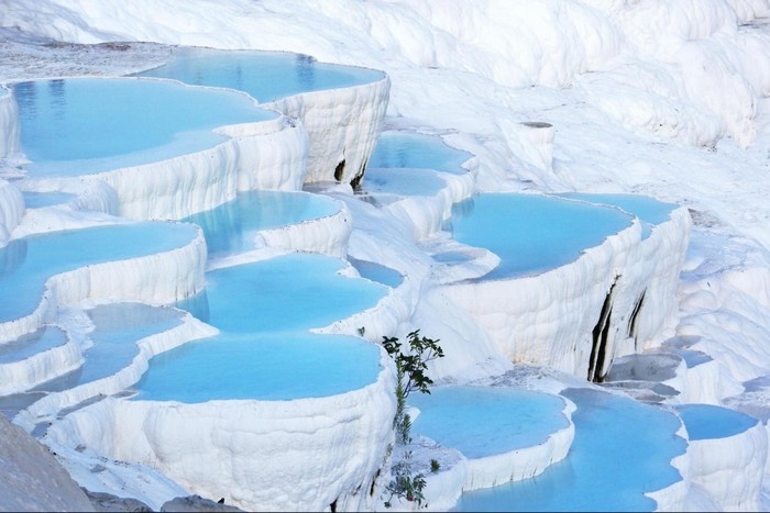 PAMUKKALE – Hồ Bơi Bậc Thang Tuyệt Đẹp Nên Đến Một Lần Ở Thổ Nhĩ Kỳ